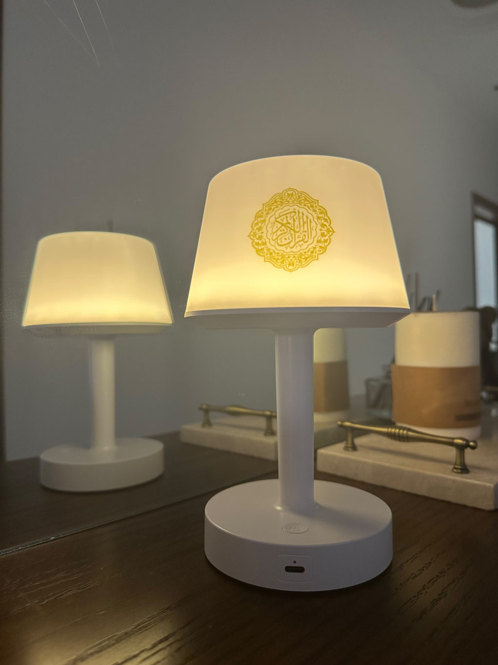 Desk Lamp Qur’an Speaker for Home & Prayer Space – Equantu